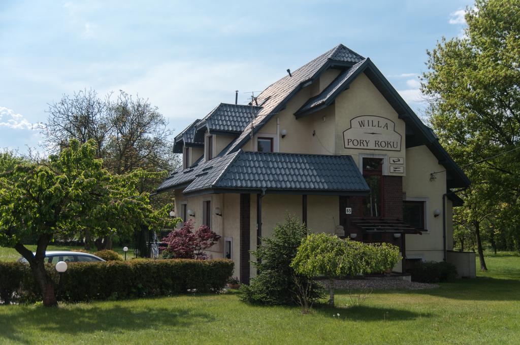 Willa Pory Roku Łódź Exterior foto